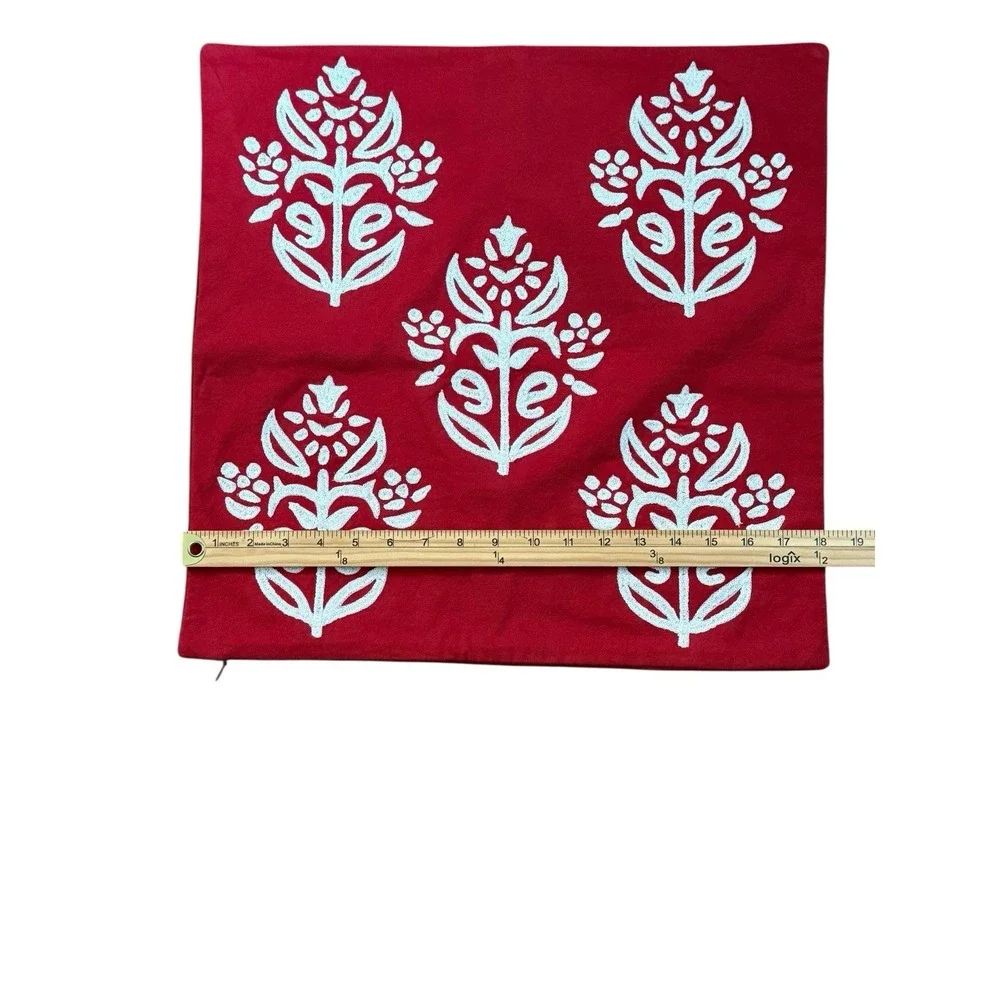Pottery Barn‎ Red Kyla Pillow Slip Case Embroidered White Medallion 18x18